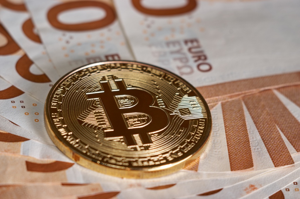 Perché è importante detenere Bitcoin: vantaggi e potenziali guadagni